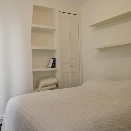 A Cote Du Musee Grevin Lejlighed